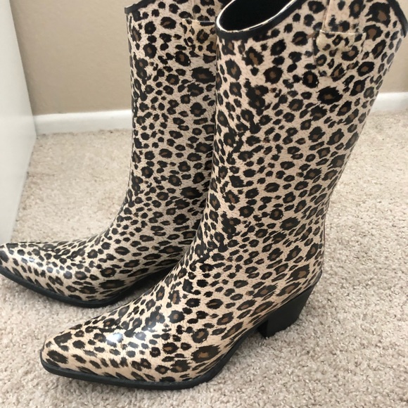 Leopard rain cowboy boots - Picture 1 of 3